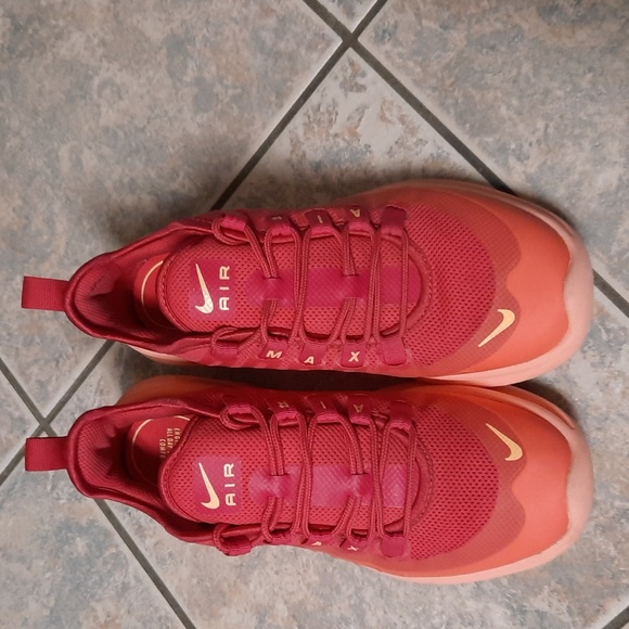 Nike Air Max Axis, Rush Pink, size 6.5 - Picture 2 of 7